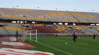 جمهور الأهلي ينفجر في وجه اللاعبين ببرج العرب: 