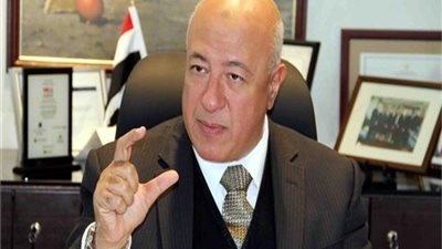 نائب رئيس البنك الأهلى يكشف أسباب خفض أسعار الفائدة