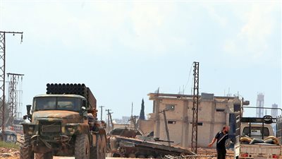 بعد تطويق النقطة التركية.. تعزيزات لقوات النظام السوري