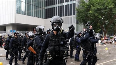 تصاعد التوتر بين الشرطة والمحتجين في هونج كونج