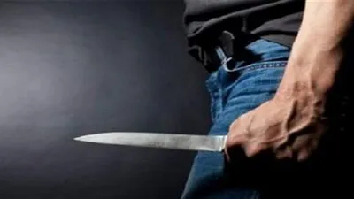 نجار يقتل عشيق زوجته بعد ضبطه عاريًا داخل غرفة نومها بالإسكندرية \