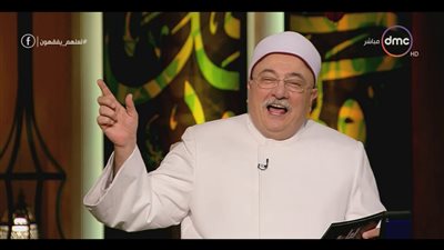 خالد الجندي: الذي لا يصلي ليس له علاقة بالله حتى وإن حج أو صام 