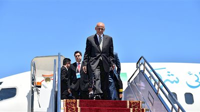 الرئيس الأفغاني يصل جدة في زيارة للمملكة