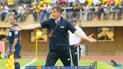 ميتشو ينقلب ويتوعد نجوم الزمالك