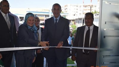 محافظ البحر الأحمر يفتتح فرع البنك المصري لتنمية الصادرات بالغردقة (صور) 