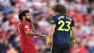 اعتراف خطير من صلاح يثير الجدل في الدوري الإنجليزي