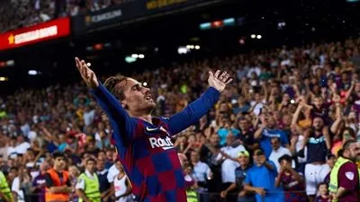 جريزمان يقلد ميسي وليبرون جيمس