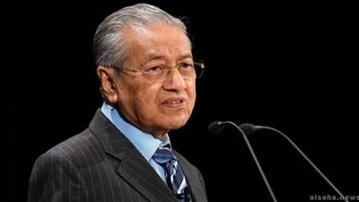 رئيس وزراء ماليزيا يتهم القوى الكبرى بأنها لا تحترم القانون