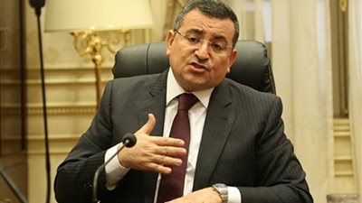 أسامة هيكل لقناة الغد: لا نتدخل في المحتوى الإعلامي للقنوات (فيديو) 