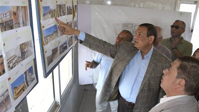 محافظ البحيرة يتفقد أعمال تطوير محطة مياه شبراخيت بتكلفة 42 مليون جنيه (صور)