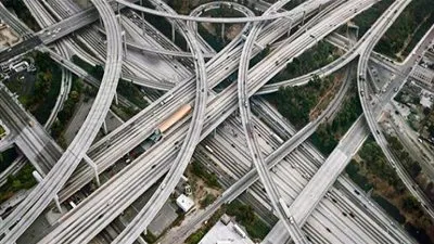 ما لا تعرفه عن علم هندسة الطرق وتصميمها