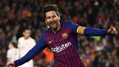 صدمة في برشلونة.. ميسي يغيب شهرًا للإصابة