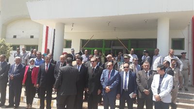 3 محافظين سابقين يشاركون في احتفالية القليوبية بالعيد القومي (صور)