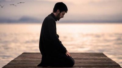 هل يجوز جمع الصلوات في نهاية اليوم؟.. الإفتاء ترد