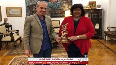 وزير الثقافة تبحث مع رئيس مهرجان الإسكندرية السينمائي استعدادات الدورة ٣٥