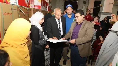 توزيع أجهزة عرائس على 20 فتاة من الأسر الأكثر احتياجا ببني سويف