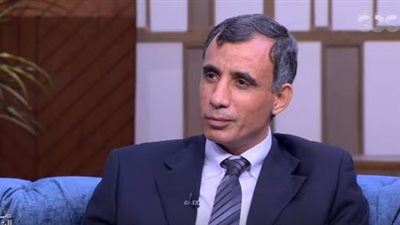 عالم مصري يستخرج مواد من نبات الصفصاف تهاجم الخلايا السرطانية