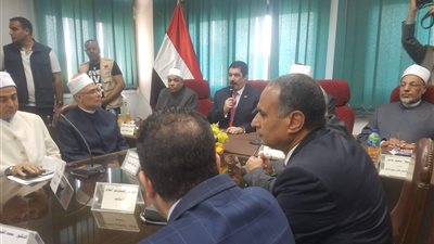 وزير الأوقاف من بنها: صكوك الأضاحي تجاوزت الـ 105 ملايين جنيه (صور)