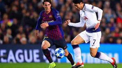 رسميًا.. شالكه يعلن عن تعاقده مع نجم دفاع برشلونة