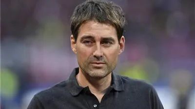 الأهلي يدرس استقدام محلل أداء مع المدرب الجديد 