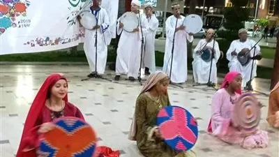 لمرور 45 عاما على تأسيسها.. محافظ أسوان يشييد بالدور الثقافي لفرقة الفنون الشعبية