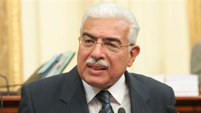 الموت يفجع أحمد نظيف رئيس الوزراء الأسبق .. والجنازة غدا 