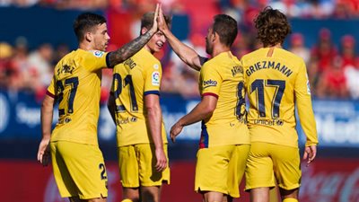 نجم برشلونة ينفجر في وجه التحكيم