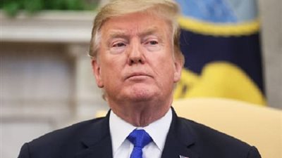 بعد مغادرة مساعدته الشخصية .. تعرف على أبرز الاستقالات والإقالات في إدارة ترامب