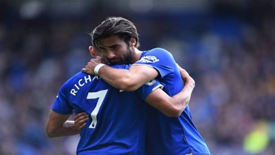 إيفرتون ينتزع فوزا مثيرا من وولفرهامبتون في الدوري الإنجليزي