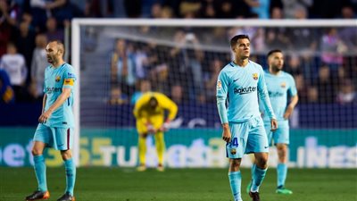 برشلونة يستشيط غضبًا من نجم الفريق