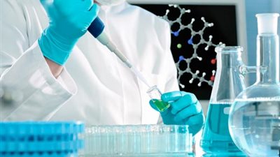 هل تؤثر عملية تجميد البويضات على عذرية الفتاة.. استشاري نساء وتوليد يرد (فيديو)