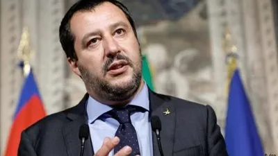 الشرطة الإيطالية تستولي على سفينة إنقاذ ألمانية 