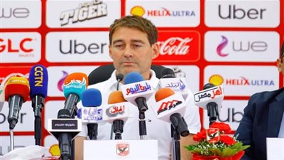 تحسبا للرحيل.. الأهلي يضع شرطين مثيرين في عقد رينيه فايلر