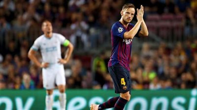 عاجل.. برشلونة يحسم مصير راكيتيتش نهائيًا