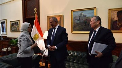 صحة البحر الأحمر: تطوير مستشفيات المحافظة قبل تطبيق التأمين الصحي الشامل.. وإنشاء مجمع طبي بالغردقة 