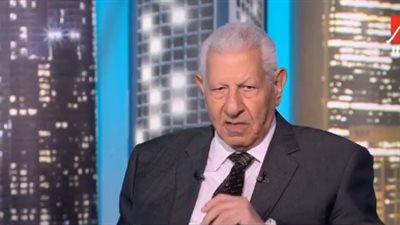 مكرم أحمد يكشف خدعة 