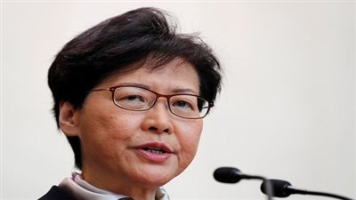 زعيمة هونج كونج تعلن سحب مشروع القانون الذي أثار أزمة الاحتجاجات