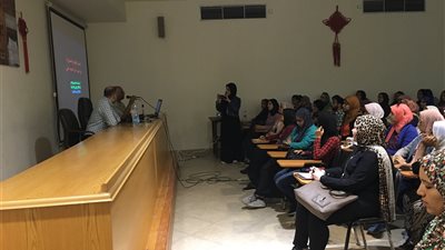 دورة تدريبية حول 