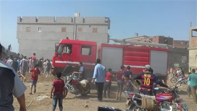 اشعل النيران بالتوك توك وهرب بعد ضبط المرور له بالدقهلية 