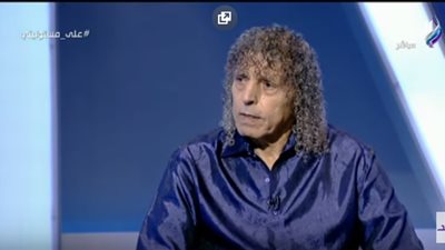 والد الهارب محمد علي يرد على تصريحات نجله.. ويعتذر للرئيس السيسي