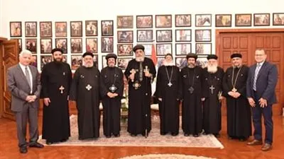 البابا تواضروس يلتقي أسقف المنصورة عقب عودته من أمريكا في رحله علاجية