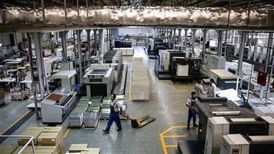 صحيفة: صناعة الطباعة بإيران تشهد أوضاعا مضطربة بسبب غلاء الأسعار 