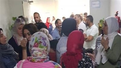 اعتصام أولياء أمور مدرسة مافريكس بدمياط بسبب تغيير التعاقد (صور)