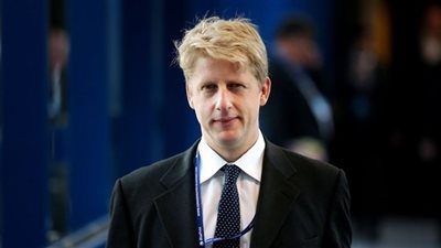 شقيق رئيس الوزراء البريطاني يستقيل من الحكومة  