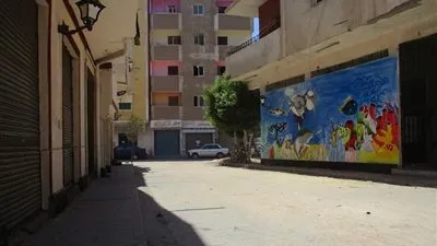 شاهد.. الغردقة في ثوبها الجديد.. انترلوك في الشوارع وطلاء وجهات المنازل بألوان موحدة