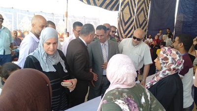 قافلة طبية توفر الكشف والعلاج المجاني لسكان مدينة بدر (صور)