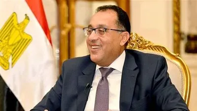 مدبولي يتفقد مشروع شارع مصر بالمنيا.. ويطالب بالاهتمام بالنظافة والصيانة