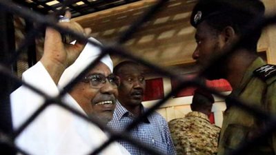 مدير مكتب الرئيس السوداني المعزول يكشف تفاصيل 