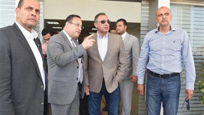 بسبب الخطيب.. محافظ الإسكندرية يستنجد برئيس الاتحاد