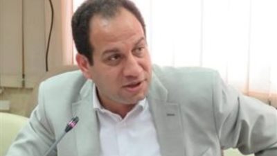 وكيل نقابة الصيادلة يؤكد: الأدوية المهربة لا تُباع في الصيدليات